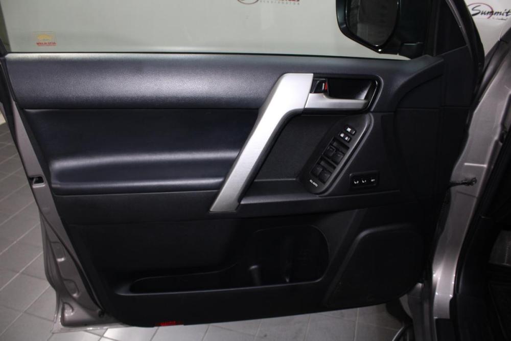 Toyota Land Cruiser Prado 150 Series Рестайлинг 3 Владивосток  - изображение 19