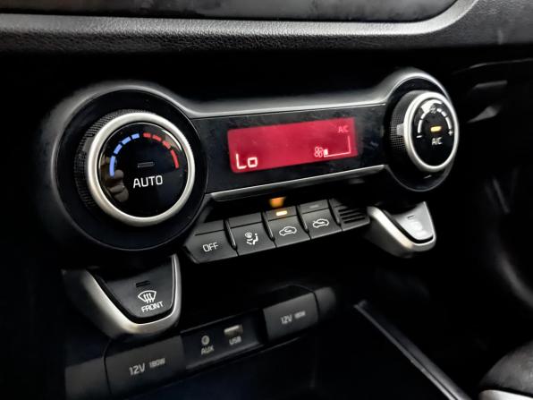 Kia Rio IV с пробегом 2019 года, цена 1 590 000 рублей, 130446 км, хэтчбек, Автокод Объявления