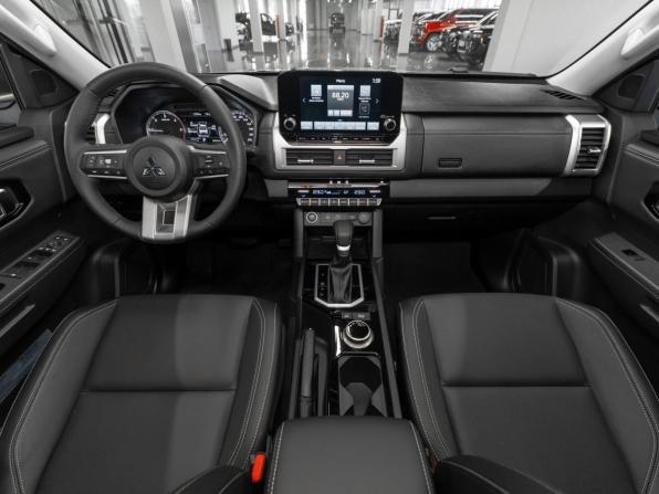 Mitsubishi L200 VI с пробегом 2026 года, цена 5 700 000 рублей, 21 км, пикап, Автокод Объявления