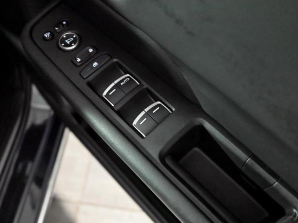 Honda Stepwgn VI с пробегом 2024 года, цена 3 500 000 рублей, 39099 км, минивэн, Автокод Объявления