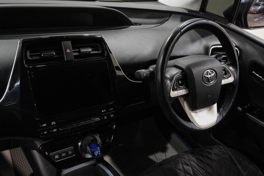 Toyota Prius IV (XW50) Новокузнецк  - изображение 20
