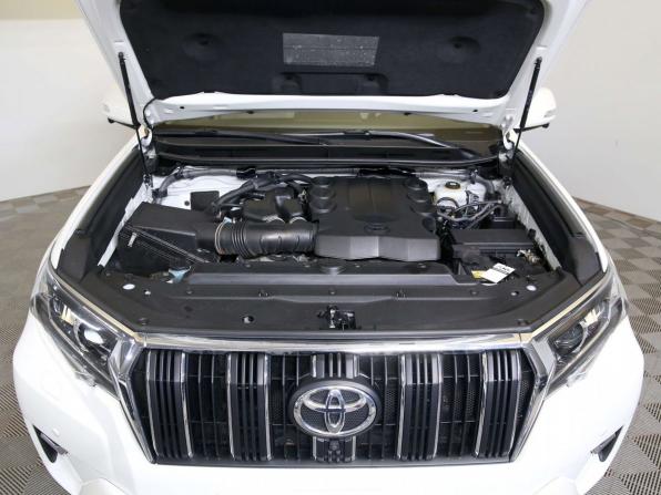Toyota Land Cruiser Prado 150 Series Рестайлинг 3 с пробегом 2022 года, цена 6 890 000 рублей, 53175 км, внедорожник, Автокод Объявления