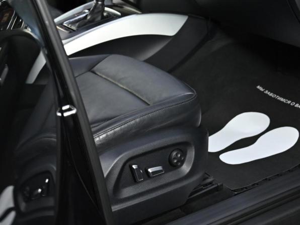 Audi Q5 I (8R) Рестайлинг с пробегом 2015 года, цена 1 849 000 рублей, 153000 км, внедорожник, Автокод Объявления