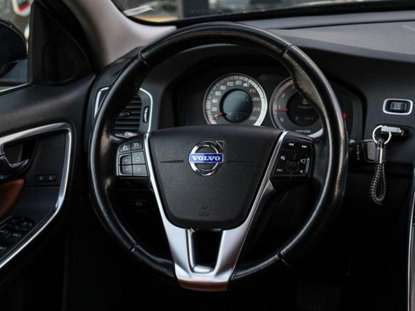 Volvo S60 II с пробегом 2012 года, цена 1 000 000 рублей, 171670 км, седан, Автокод Объявления