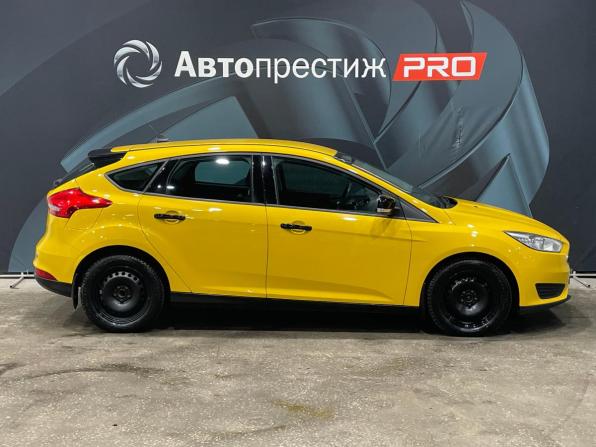 Ford Focus III Рестайлинг с пробегом 2017 года, цена 724 000 рублей, 131866 км, хэтчбек, Автокод Объявления