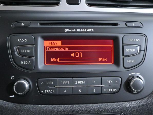Kia Ceed II с пробегом 2015 года, цена 679 000 рублей, 240352 км, хэтчбек, Автокод Объявления