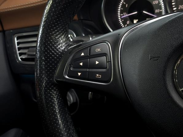 Mercedes-Benz CLS II (C218) Рестайлинг с пробегом 2015 года, цена 3 500 000 рублей, 118440 км, седан, Автокод Объявления