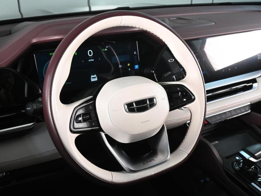 Geely Monjaro I Ростов-на-Дону  - изображение 13