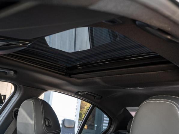 BMW 3 серии VII (G2x) Рестайлинг 2 с пробегом 2025 года, цена 6 200 000 рублей, 3128 км, седан, Автокод Объявления