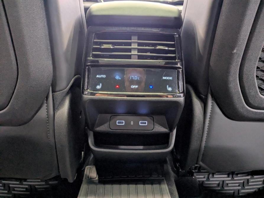 Geely Monjaro I Москва  - изображение 23