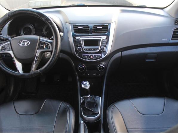 Hyundai Solaris I Рестайлинг с пробегом 2015 года, цена 810 000 рублей, 159266 км, седан, Автокод Объявления
