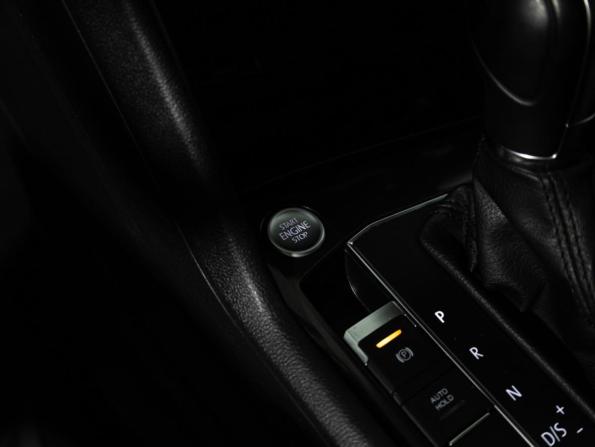 Volkswagen Tiguan II с пробегом 2018 года, цена 2 199 700 рублей, 209844 км, внедорожник, Автокод Объявления