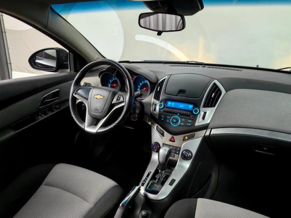 Chevrolet Cruze I Рестайлинг с пробегом 2013 года, цена 699 000 рублей, 156951 км, хэтчбек, Автокод Объявления