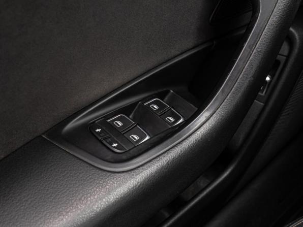 Audi A6 IV (C7) Рестайлинг с пробегом 2016 года, цена 2 399 000 рублей, 188930 км, седан, Автокод Объявления