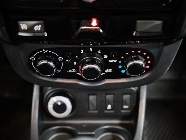 Renault Duster I Рестайлинг с пробегом 2015 года, цена 867 000 рублей, 123357 км, внедорожник, Автокод Объявления