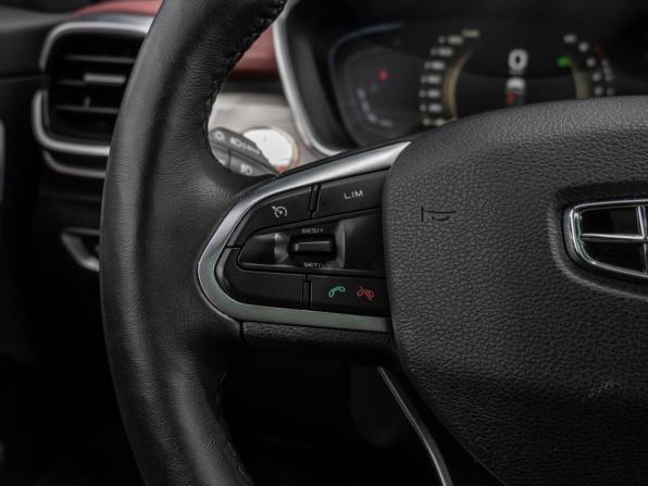 Geely Coolray I с пробегом 2023 года, цена 1 990 000 рублей, 45495 км, внедорожник, Автокод Объявления