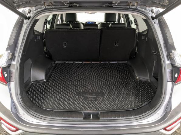 Hyundai Santa Fe IV с пробегом 2019 года, цена 3 350 000 рублей, 64745 км, внедорожник, Автокод Объявления