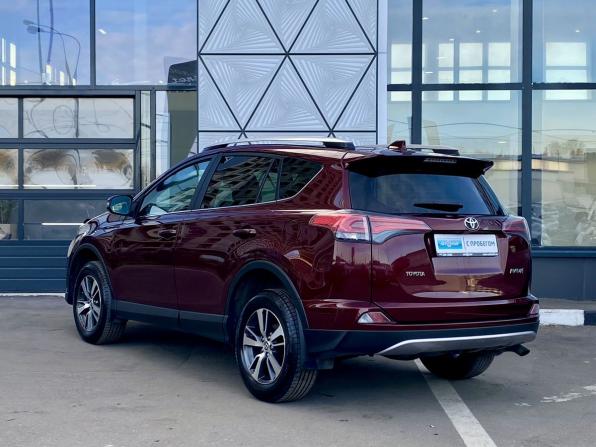 Toyota RAV4 IV (XA40) Рестайлинг с пробегом 2017 года, цена 1 999 000 рублей, 200840 км, внедорожник, Автокод Объявления