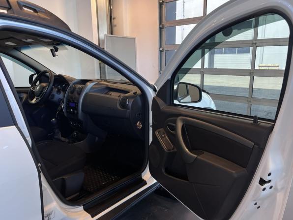 Renault Duster I Рестайлинг с пробегом 2019 года, цена 1 560 000 рублей, 142878 км, внедорожник, Автокод Объявления