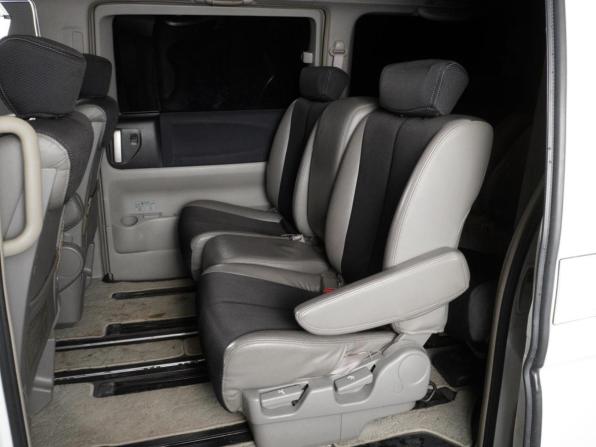 Nissan Elgrand II (E51) с пробегом 2004 года, цена 1 370 000 рублей, 307195 км, минивэн, Автокод Объявления