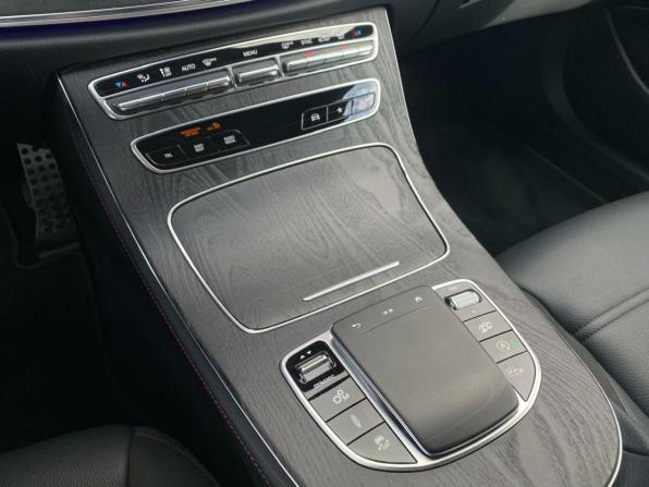 Mercedes-Benz E-Класс AMG V (W213) Рестайлинг с пробегом 2020 года, цена 7 470 000 рублей, 22300 км, седан, Автокод Объявления