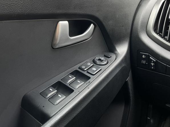 Kia Sportage III с пробегом 2011 года, цена 1 070 000 рублей, 217103 км, внедорожник, Автокод Объявления