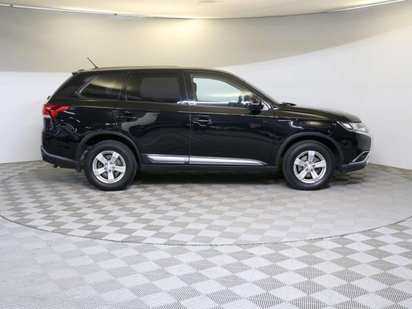 Mitsubishi Outlander III Рестайлинг 2 с пробегом 2016 года, цена 1 699 000 рублей, 98541 км, внедорожник, Автокод Объявления