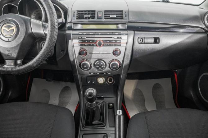 Mazda 3 I (BK) Рестайлинг с пробегом 2006 года, цена 549 000 рублей, 207000 км, хэтчбек, Автокод Объявления