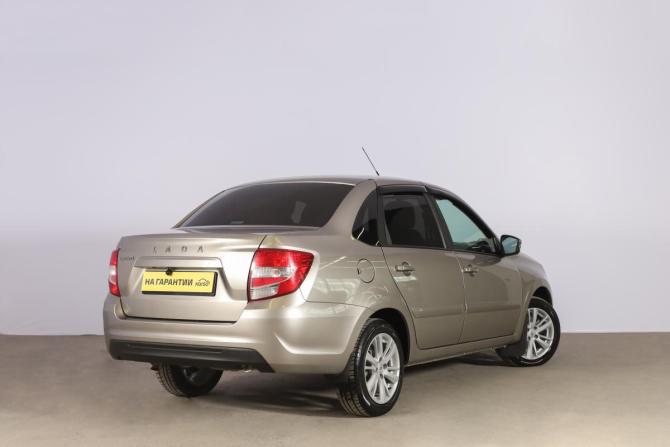 Lada (ВАЗ) Granta I Рестайлинг с пробегом 2019 года, цена 939 000 рублей, 34000 км, седан, Автокод Объявления