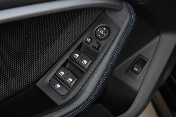 BMW 1 серии III (F40) с пробегом 2023 года, цена 3 200 000 рублей, 17304 км, хэтчбек, Автокод Объявления