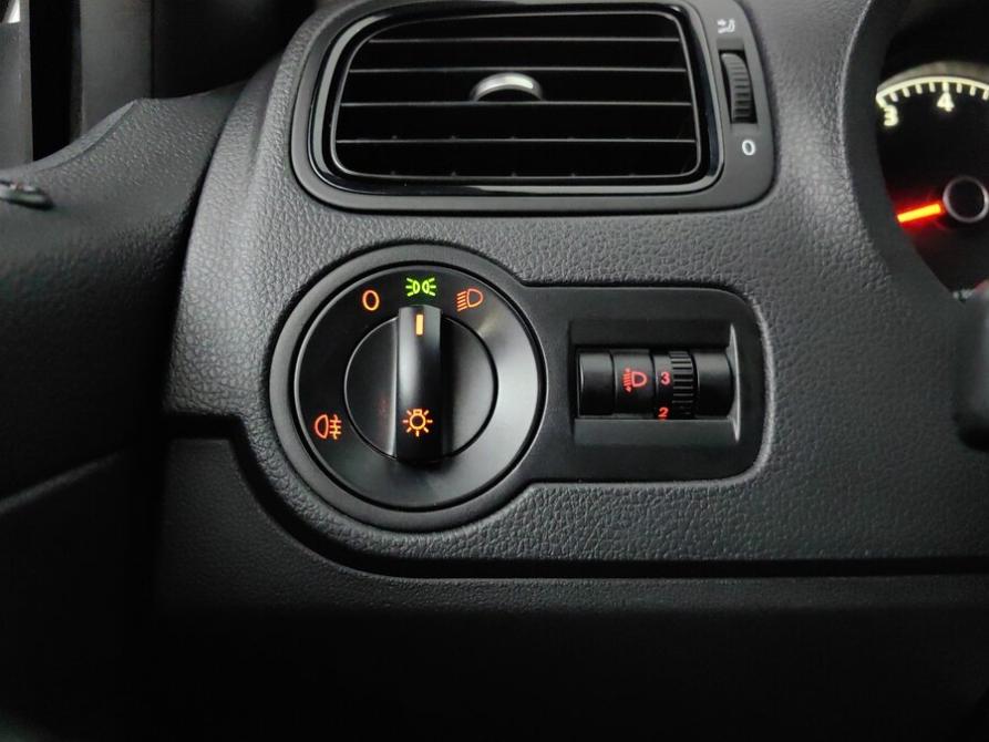 Volkswagen Polo V Подольск  - изображение 21