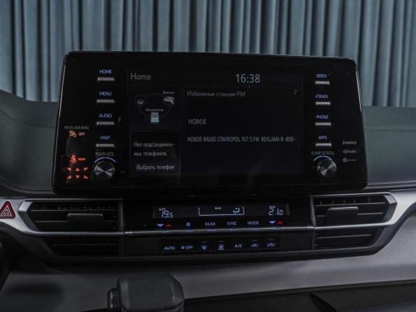 Toyota Sienna IV с пробегом 2021 года, цена 4 187 000 рублей, 81323 км, минивэн, Автокод Объявления