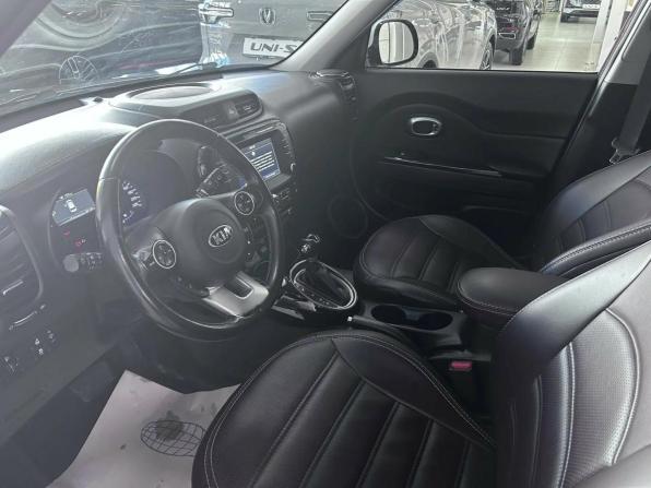 Kia Soul II Рестайлинг с пробегом 2018 года, цена 1 680 000 рублей, 97000 км, хэтчбек, Автокод Объявления