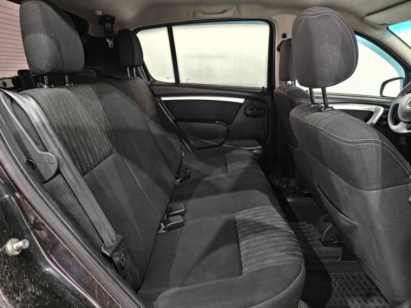 Renault Sandero I с пробегом 2013 года, цена 393 000 рублей, 295000 км, хэтчбек, Автокод Объявления