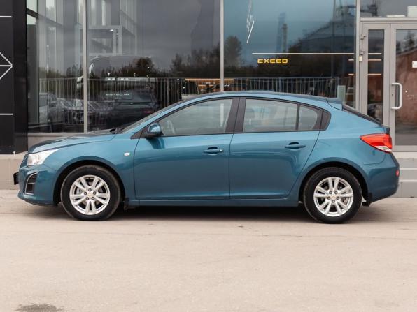 Chevrolet Cruze I Рестайлинг с пробегом 2013 года, цена 880 000 рублей, 115850 км, хэтчбек, Автокод Объявления