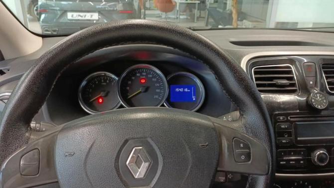 Renault Logan II с пробегом 2017 года, цена 599 000 рублей, 154000 км, седан, Автокод Объявления