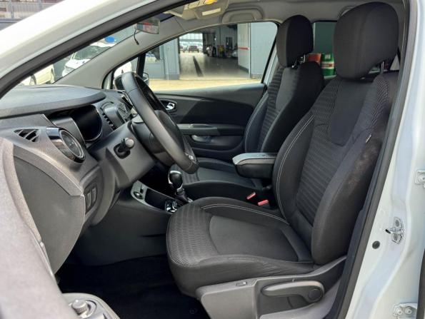 Renault Kaptur I с пробегом 2017 года, цена 1 299 000 рублей, 159791 км, внедорожник, Автокод Объявления