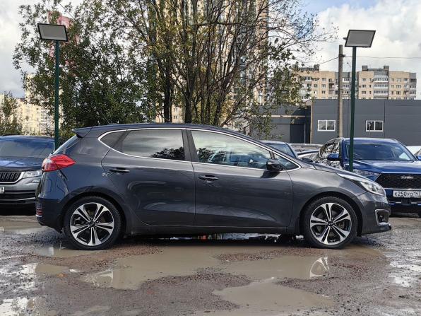 Kia Ceed II Рестайлинг с пробегом 2016 года, цена 1 019 000 рублей, 220000 км, хэтчбек, Автокод Объявления