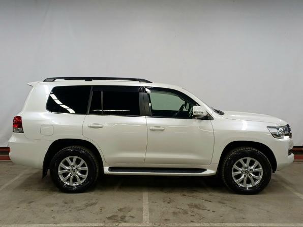 Toyota Land Cruiser 200 Series Рестайлинг 2 с пробегом 2017 года, цена 6 749 000 рублей, 81280 км, внедорожник, Автокод Объявления