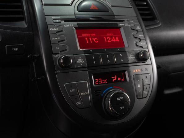 Kia Soul I с пробегом 2010 года, цена 849 000 рублей, 185903 км, хэтчбек, Автокод Объявления