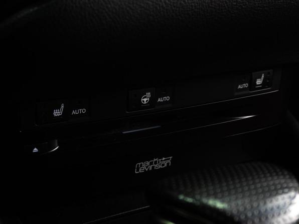 Lexus ES VII с пробегом 2018 года, цена 4 499 000 рублей, 107886 км, седан, Автокод Объявления