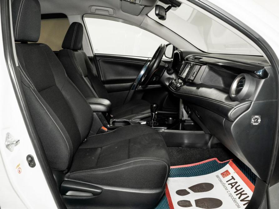 Toyota RAV4 IV (XA40) Рестайлинг Иркутск  - изображение 6