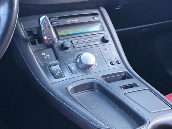 Lexus CT I с пробегом 2012 года, цена 1 570 000 рублей, 156784 км, хэтчбек, Автокод Объявления