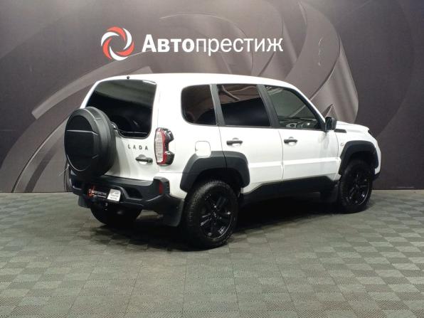 Lada (ВАЗ) Niva Travel I с пробегом 2024 года, цена 1 060 000 рублей, 22700 км, внедорожник, Автокод Объявления