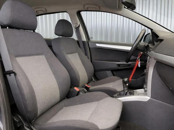 Opel Astra H Рестайлинг с пробегом 2012 года, цена 720 000 рублей, 87009 км, седан, Автокод Объявления
