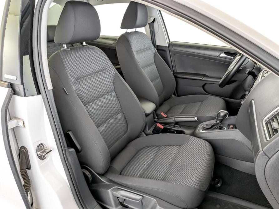 Volkswagen Jetta VI Москва  - изображение 23