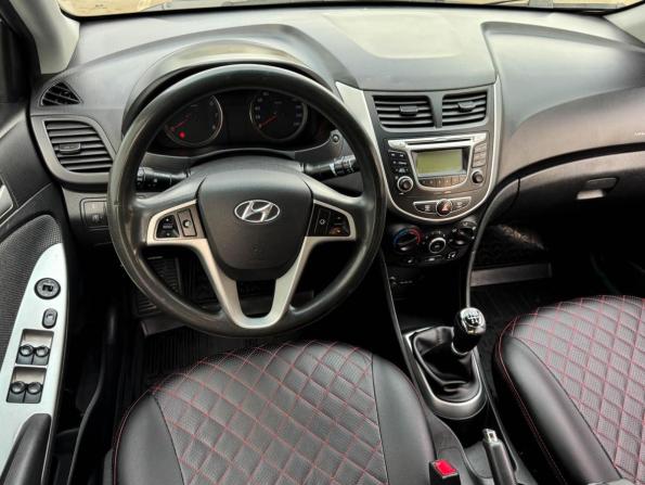 Hyundai Solaris I Рестайлинг с пробегом 2014 года, цена 869 000 рублей, 186488 км, седан, Автокод Объявления