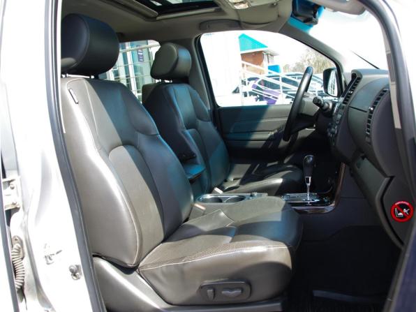 Nissan Pathfinder III Рестайлинг с пробегом 2012 года, цена 1 990 000 рублей, 152000 км, внедорожник, Автокод Объявления