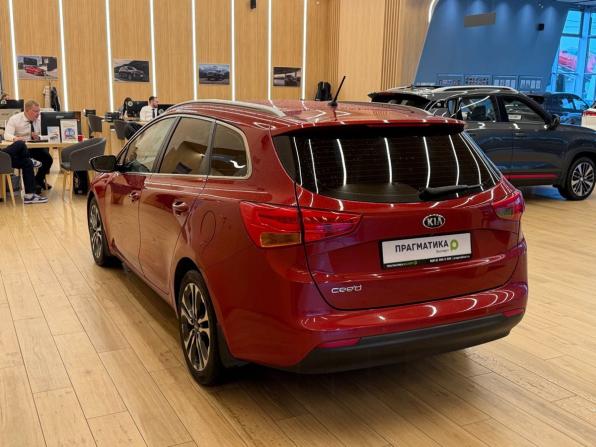 Kia Ceed II с пробегом 2013 года, цена 949 000 рублей, 255000 км, универсал, Автокод Объявления