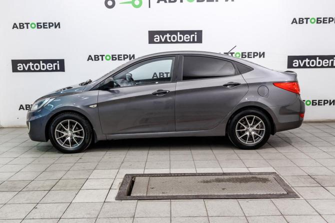 Hyundai Solaris I с пробегом 2012 года, цена 588 000 рублей, 219536 км, седан, Автокод Объявления